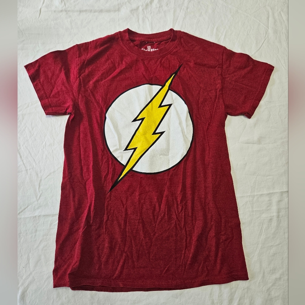 SALE! Men's Six Flags Flash Shirt (small)